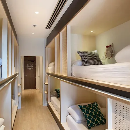 Toc Хостел Барселона