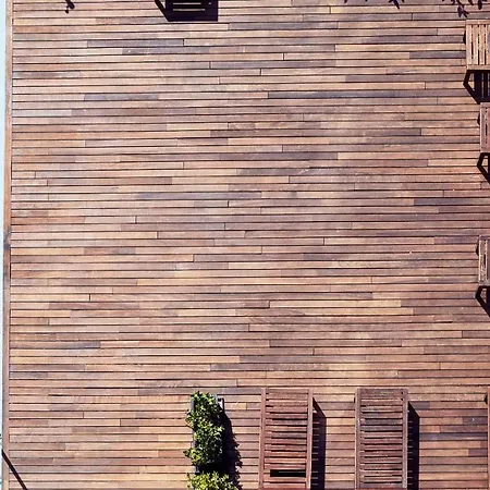 Toc * Барселона