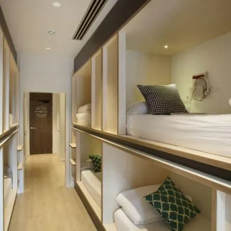 Toc Hostel *